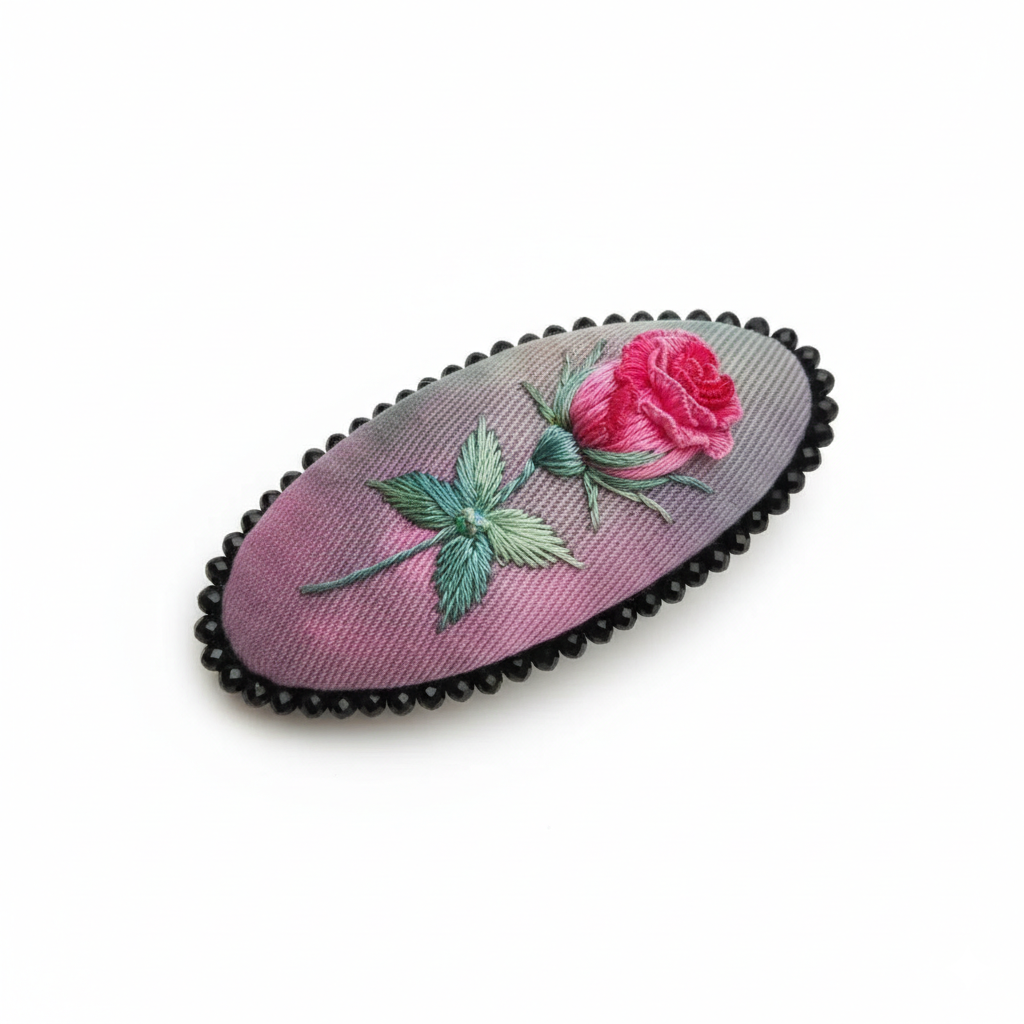 Luxury in Details: 3D Rose Clip with Gold-Foil Accents