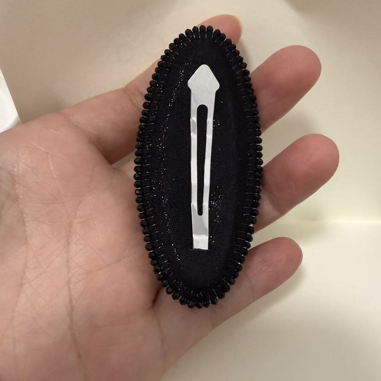 Conversation Starter: Unique 3D Floral Art Clip