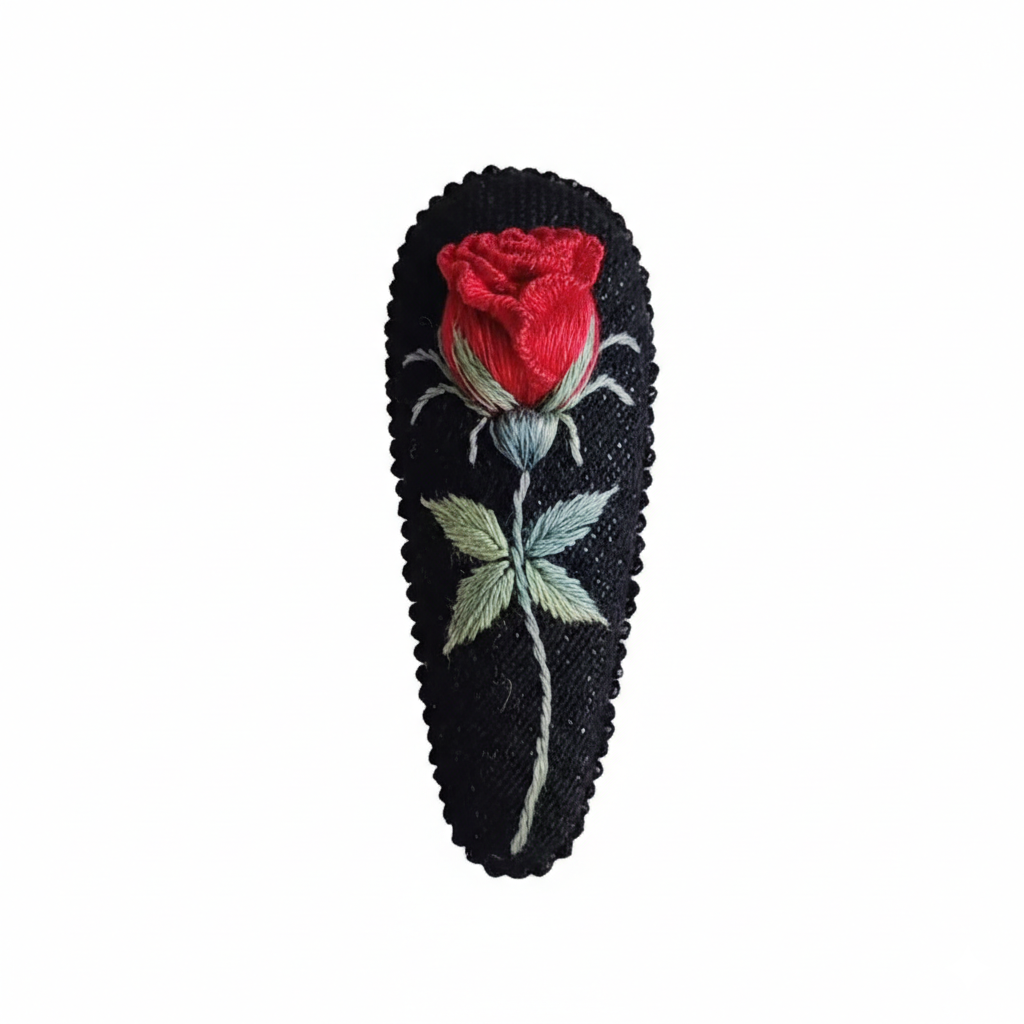 Collector‘s Edition: Meticulous Hand-Embroidered Rose Clip